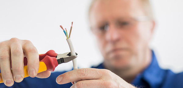 DGUV Vorschrift 3-Check bei Neidenberger Elektrotechnik GmbH in Feuchtwangen