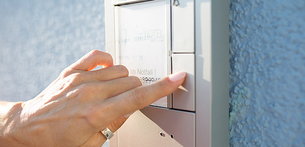 Sprech­anlagen bei Neidenberger Elektrotechnik GmbH in Feuchtwangen