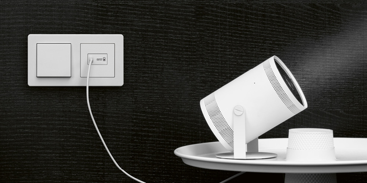 Ladegerät USB PD 60 bei Neidenberger Elektrotechnik GmbH in Feuchtwangen